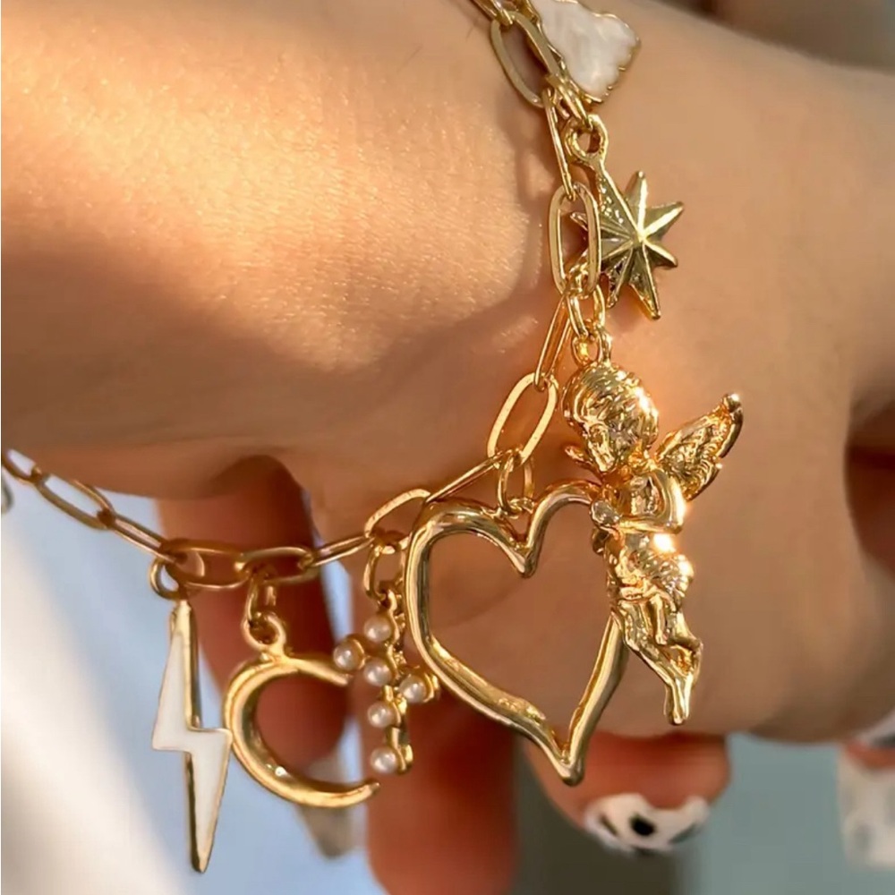 Love Pendant Bracelet